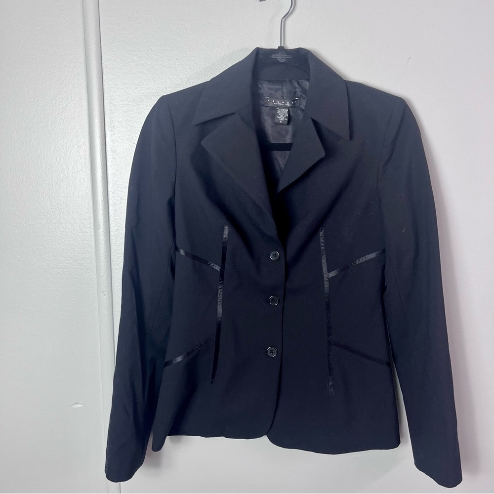 Laundry Black Jacket/Blazer Size 6 with Lining and 100% Silk Detailing